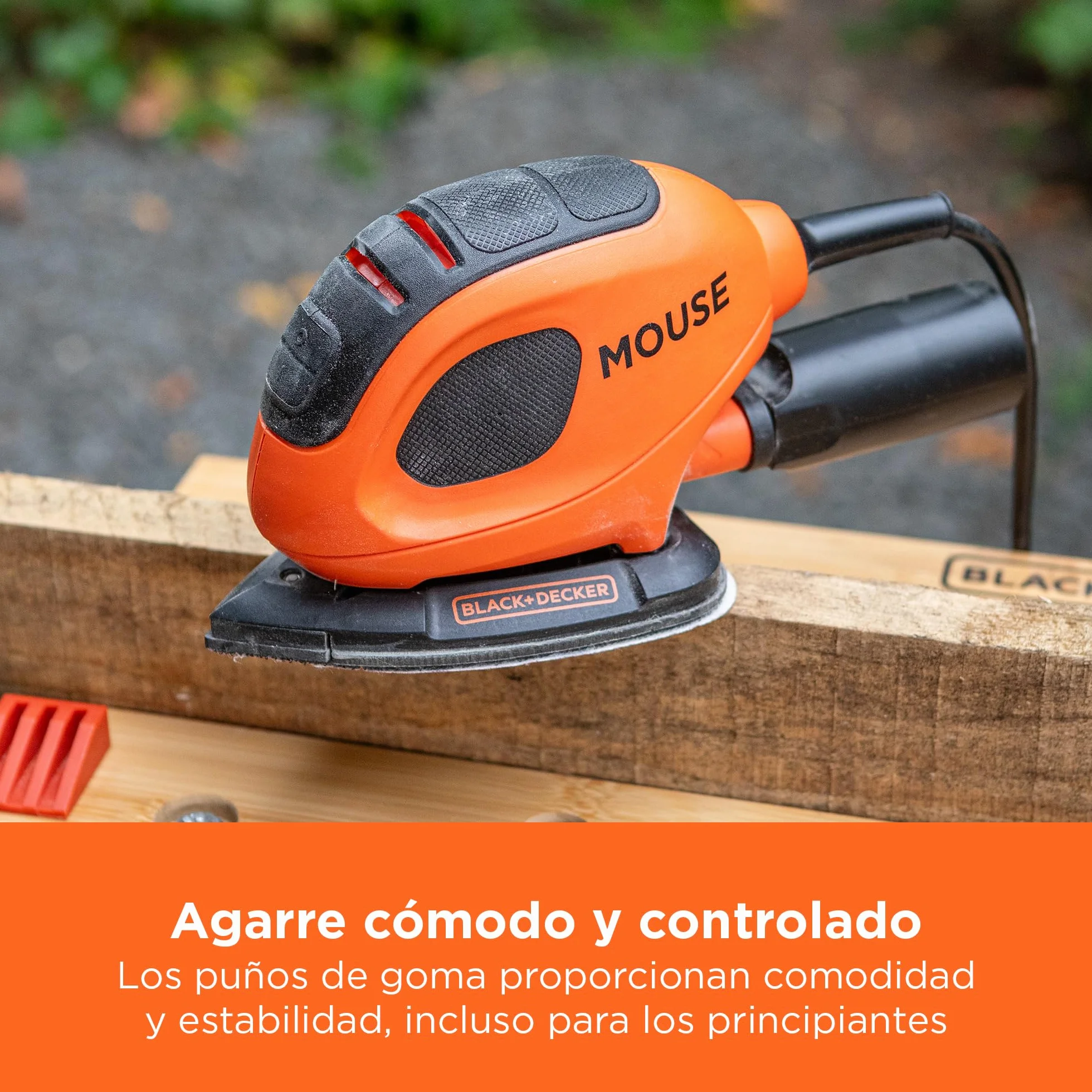 BLACK+DECKER Lijadora de Detalle Mouse 55 W, 11000 RPM, 1.5 mm Órbita, Velcro, 15 Accesorios, BEW230BC-QS