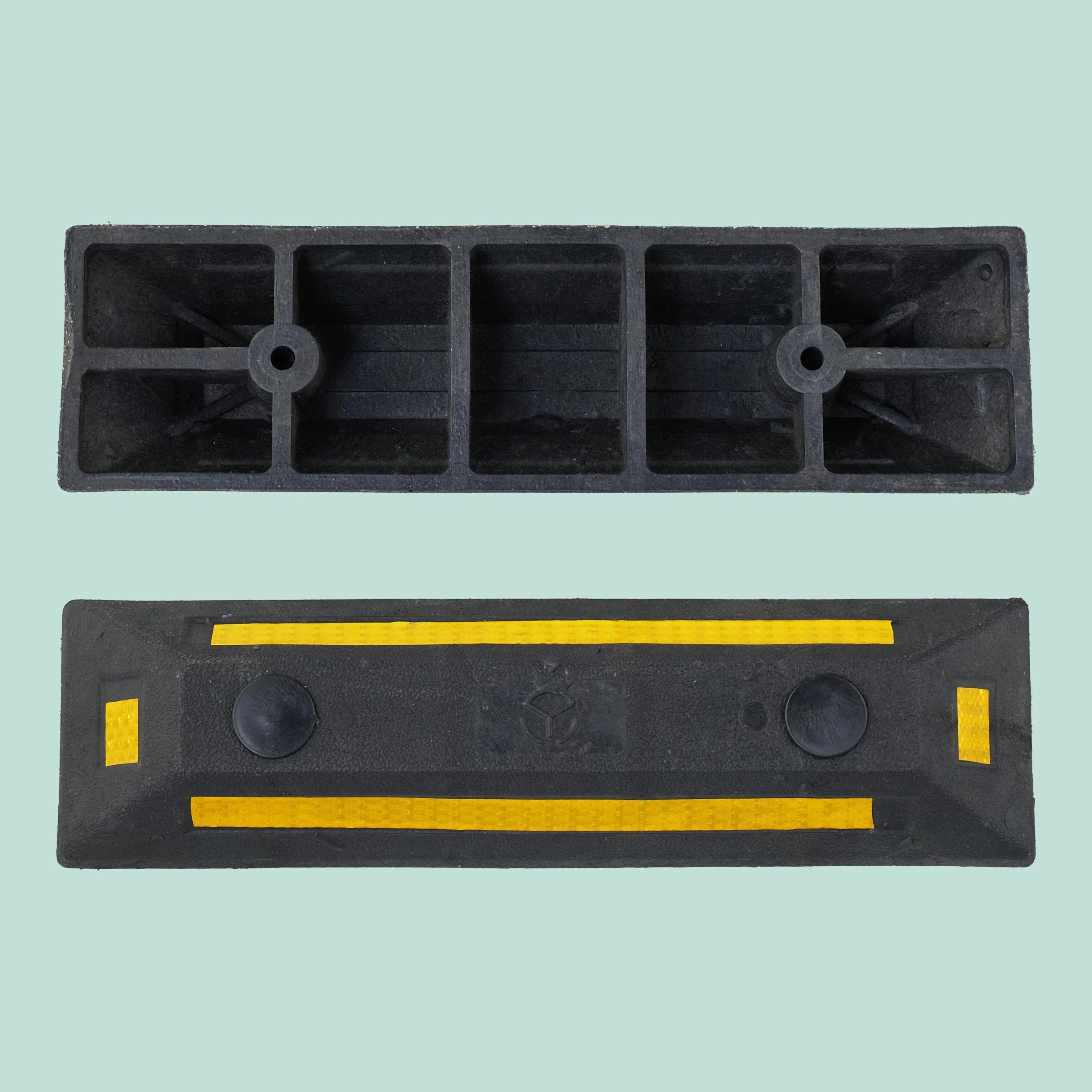Relaxdays Topes Aparcamiento Pack 2 Protectores Rueda Coche Reflectantes 8,5x53x14,5 cm Negro Amarillo