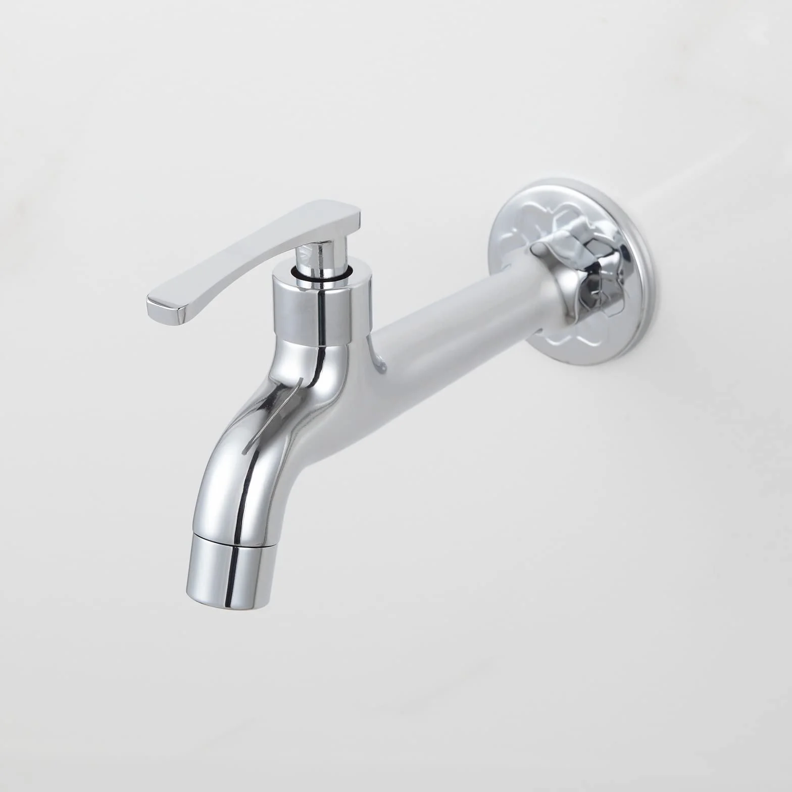 Grifo de Cromo Latón para Lavandería y Baño - Montaje en Pared, Agua Fría