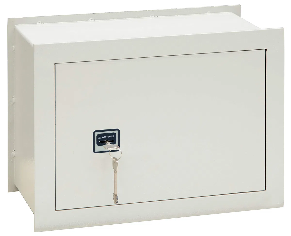 ARREGUI Ideal 5 271350 Caja Fuerte de Empotrar a Pared con Cerradura de Llave | Caja de Seguridad para Casa y Hogar | Fácil de Usar | 30 x 41 x 20 cm | 17 L