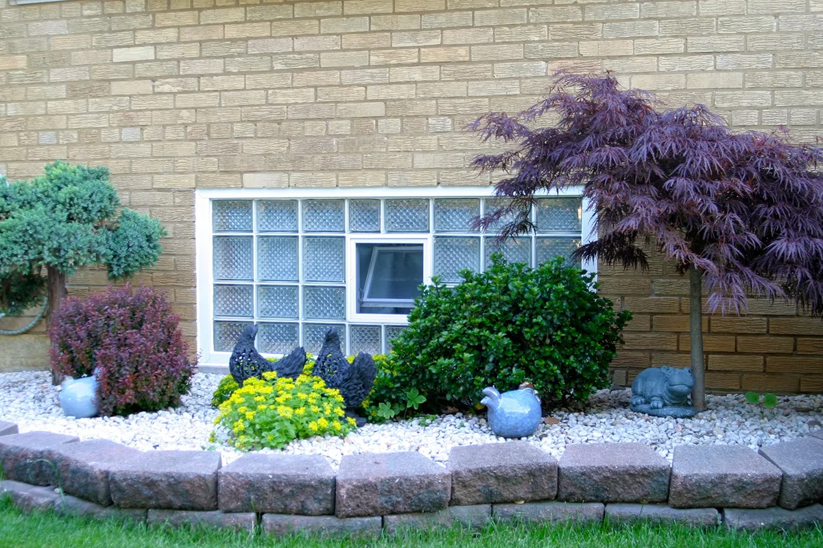 Fuchs Design Ventana de ventilación (189x384x80 mm) Blanca en lugar de 2 bloques de vidrio tamaño 19x19x8 cm - con mosquitera